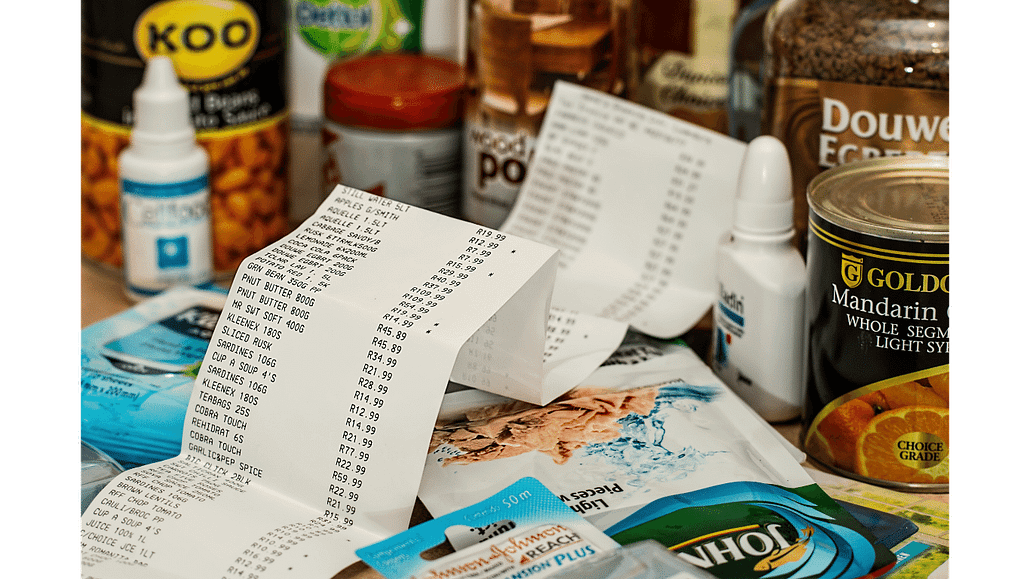 budgeting and daily spending for shopping for essentials
