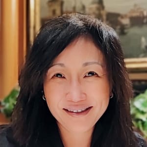 Jennifer Chiongbian Personal Finance Expert